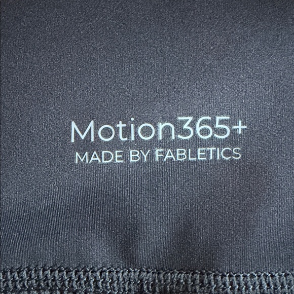 FABLETICS Motion 365+ Black High-Waisted Leggings Women’s size XL - Picture 11 of 13